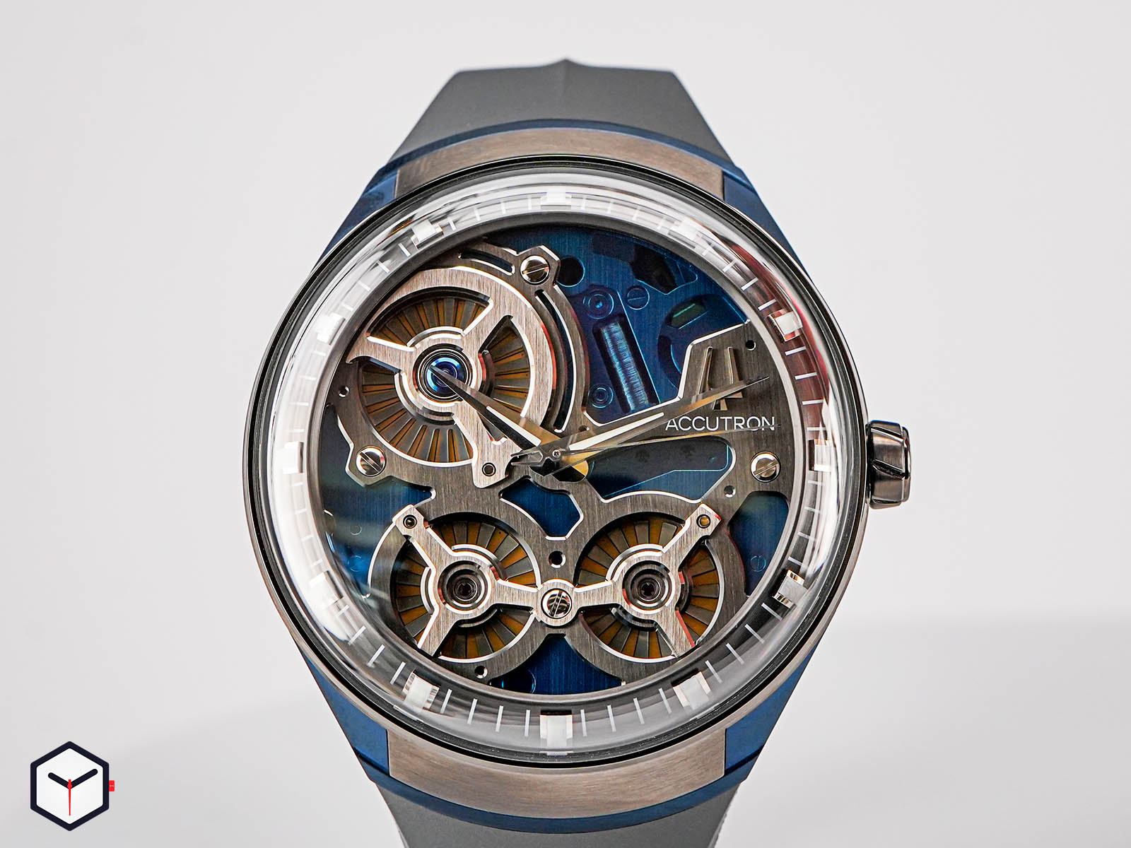 accutron-dna-3.jpg