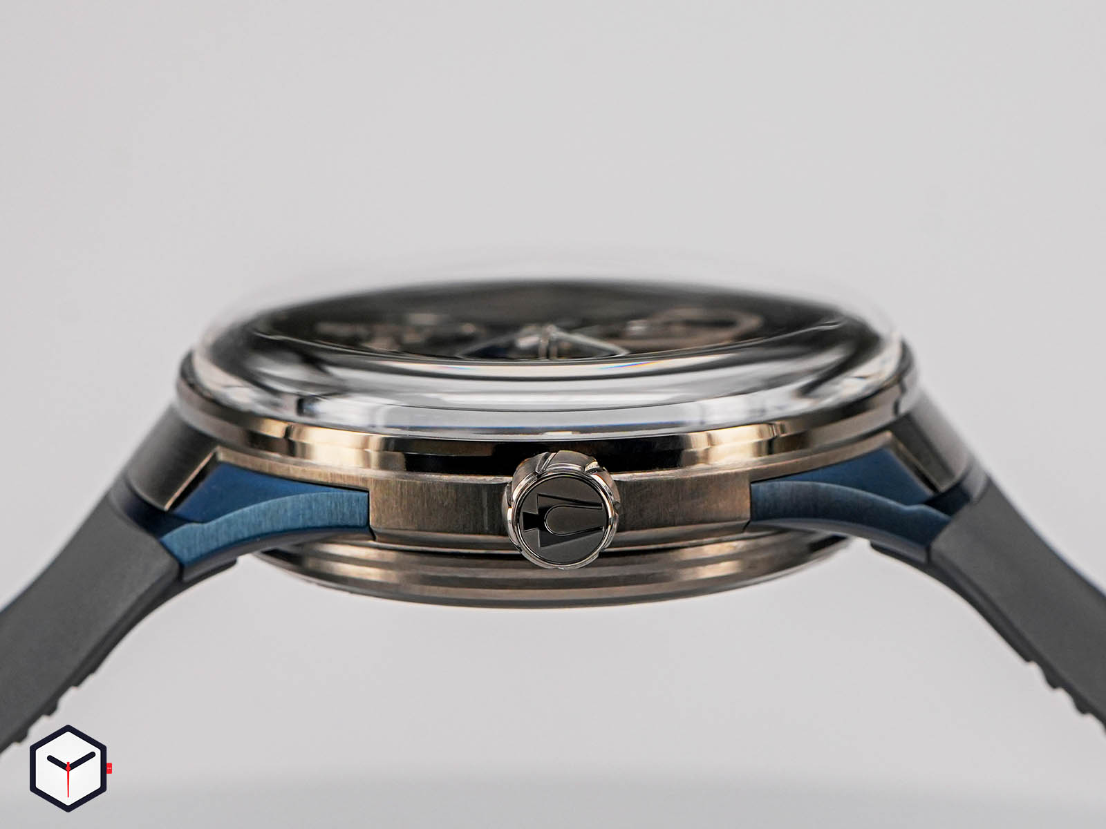 accutron-dna-4.jpg