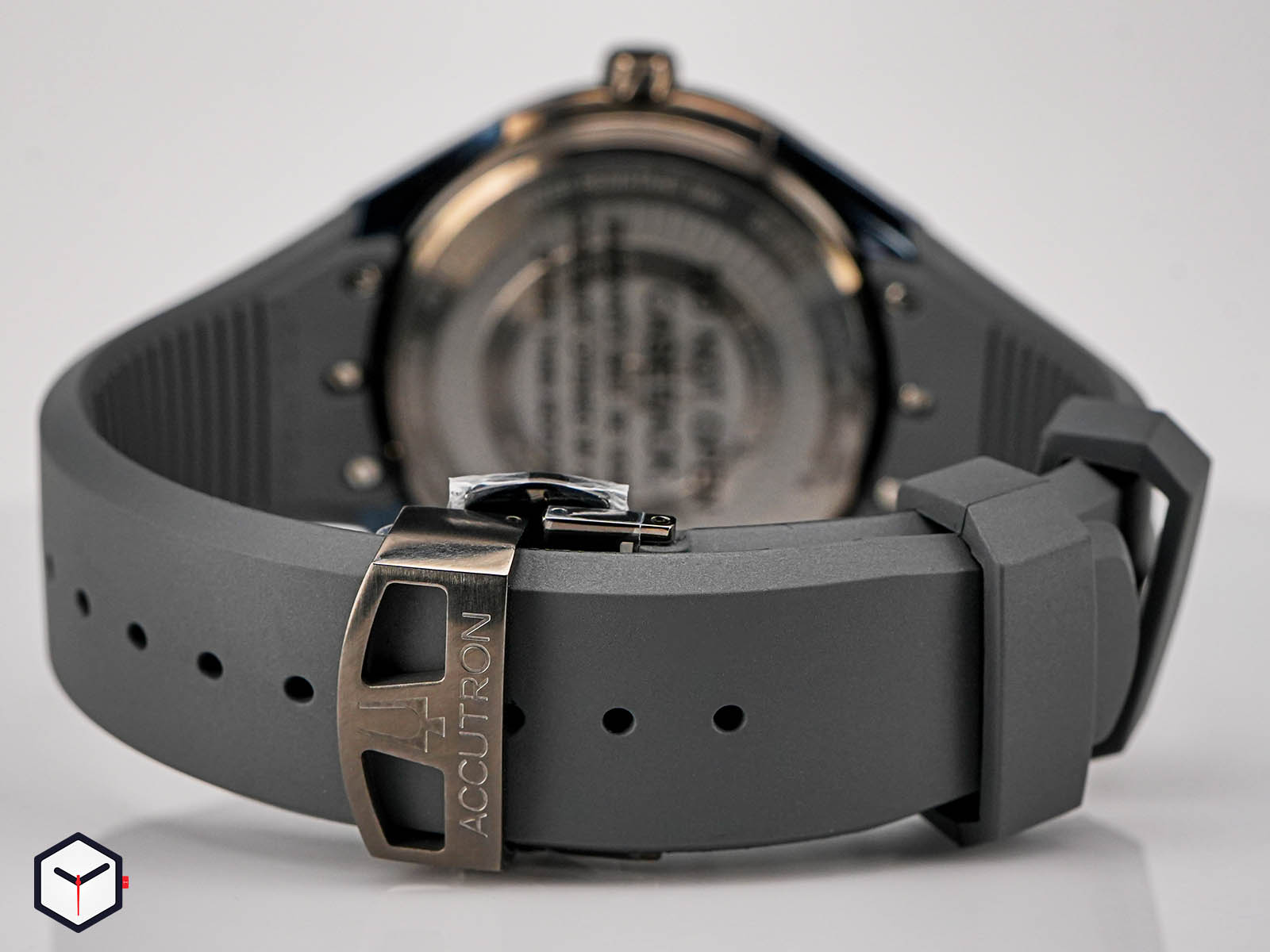 accutron-dna-7.jpg