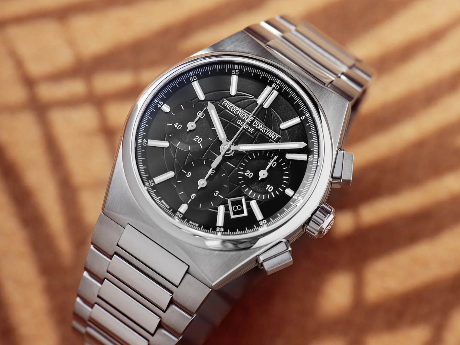 frederique-constant-highlife-chronograph-yeni-modeller-3.jpg