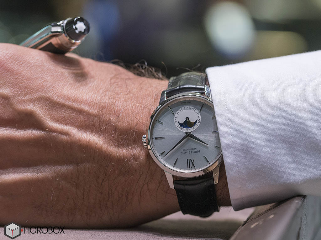 Montblanc heritage spirit moonphase online