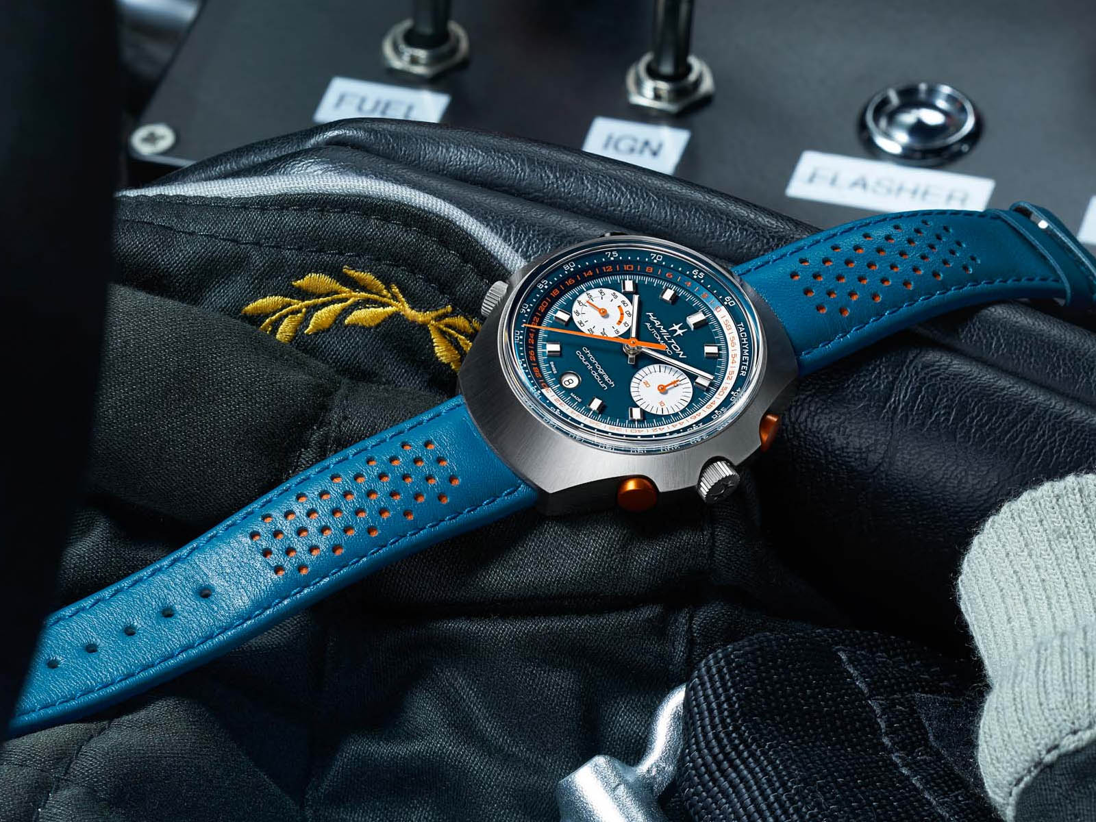hamilton-chrono-matic-50-auto-chrono-limited-edition-blue-1.jpg