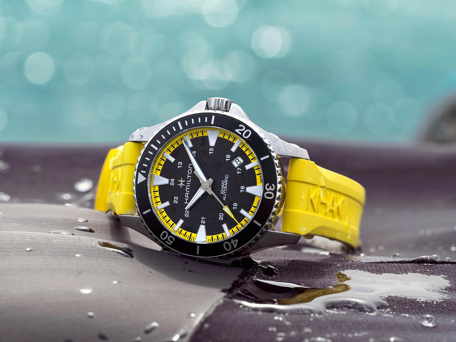 hamilton-khaki-navy-scuba-40-mm-bright-dials-2.jpg