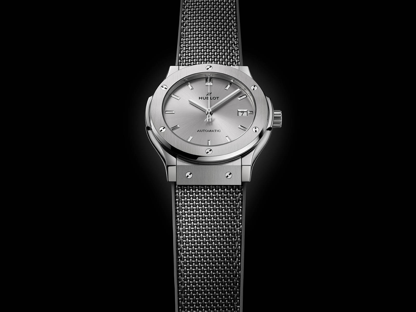hublot-classic-fusion-essential-grey-6.jpg