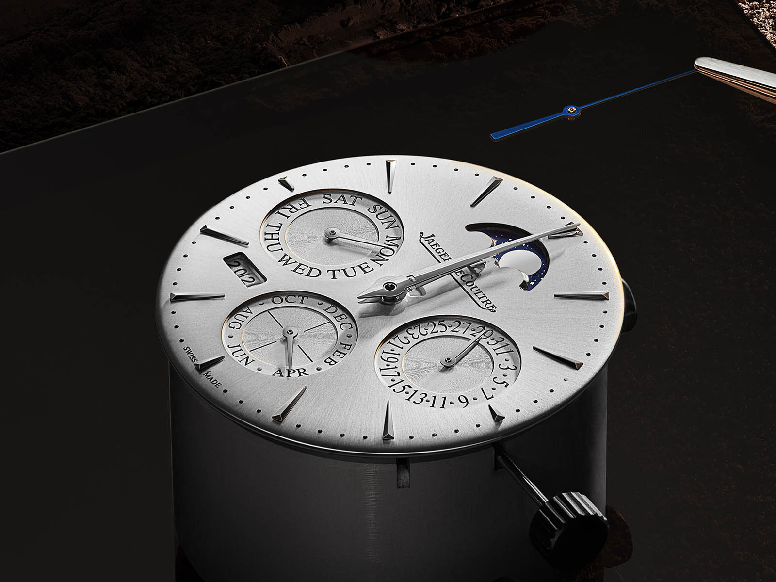 jaeger-lecoultre-master-ultra-thin-perpetual-calendar-12.jpg