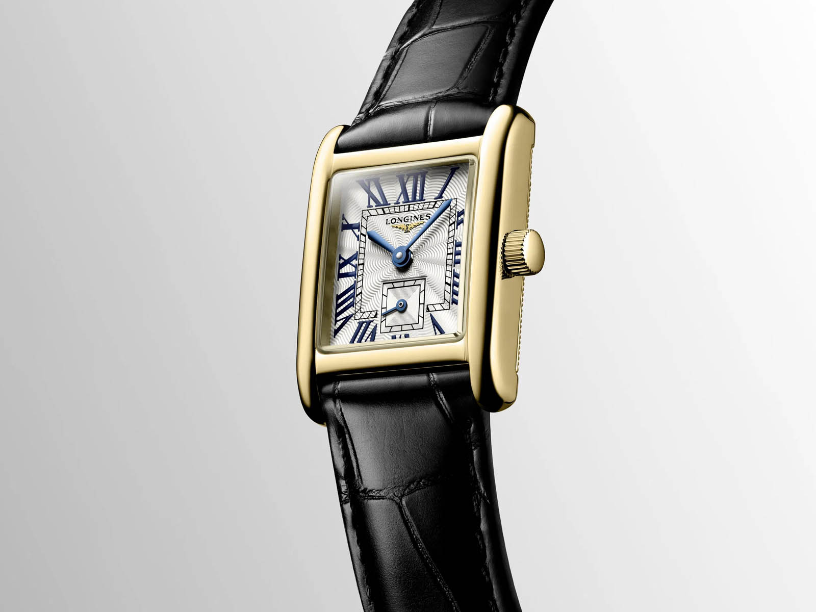 longines-mini-dolcevita-gold-3.jpg