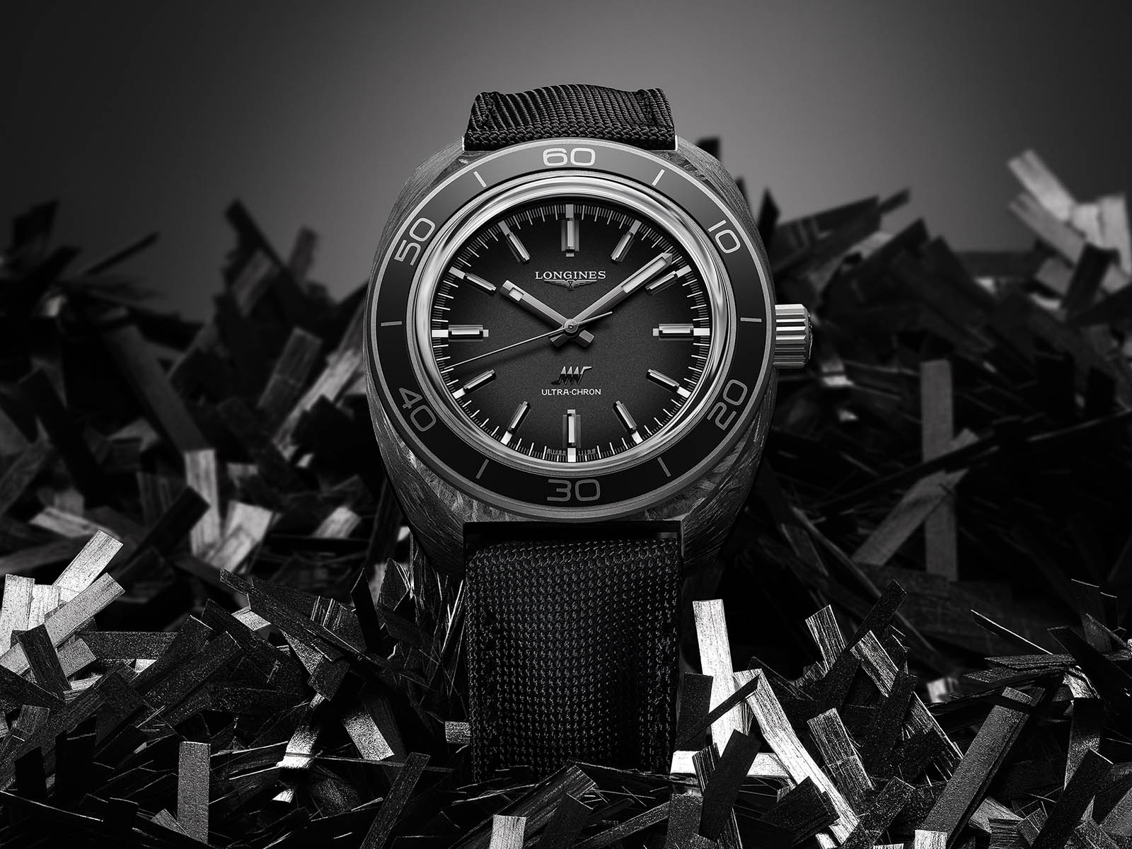 longines-ultra-chron-carbon-high-frequency-chronometer-1.jpg
