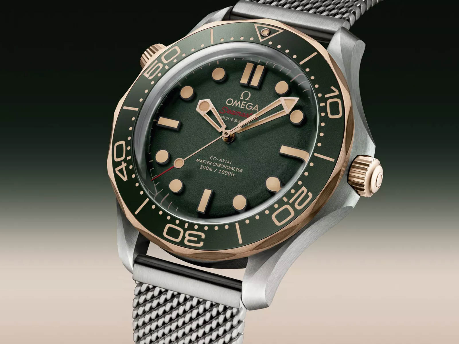 omega-seamaster-diver-300m-titanium-bronze-gold-3.jpg
