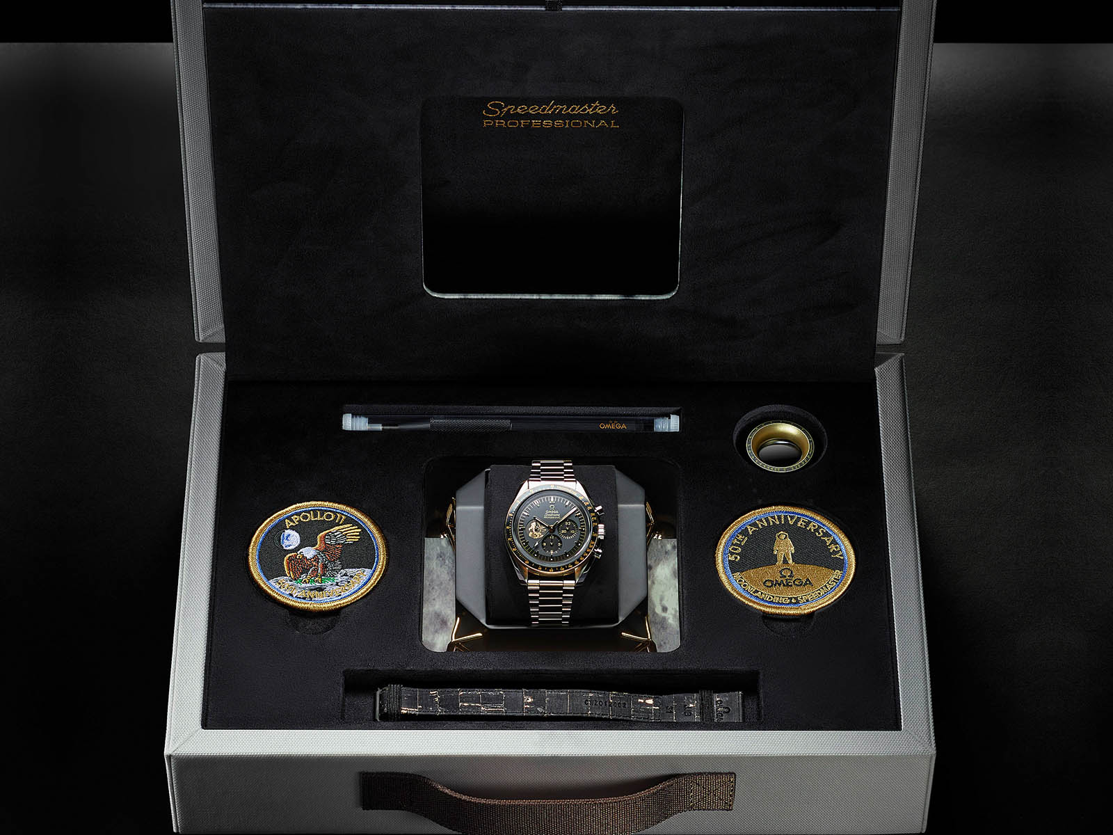 Omega speedmaster apollo 11 50th anniversary limited edition prezzo online