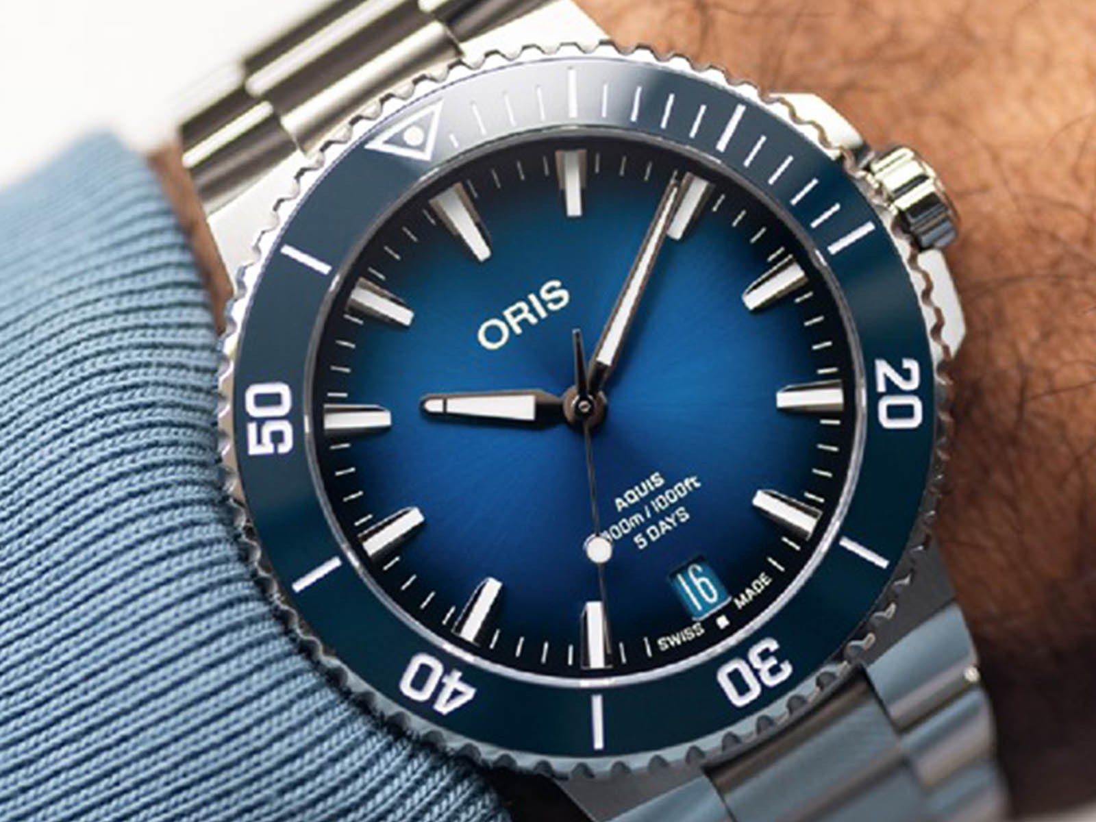oris-aquis-date-and-aquis-date-upcycle-2.jpg