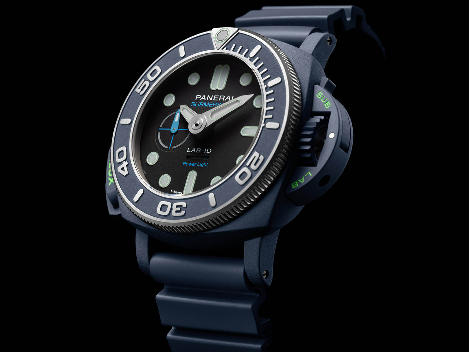 panerai-submersible-elux-lab-id-pam-01800-4.jpg