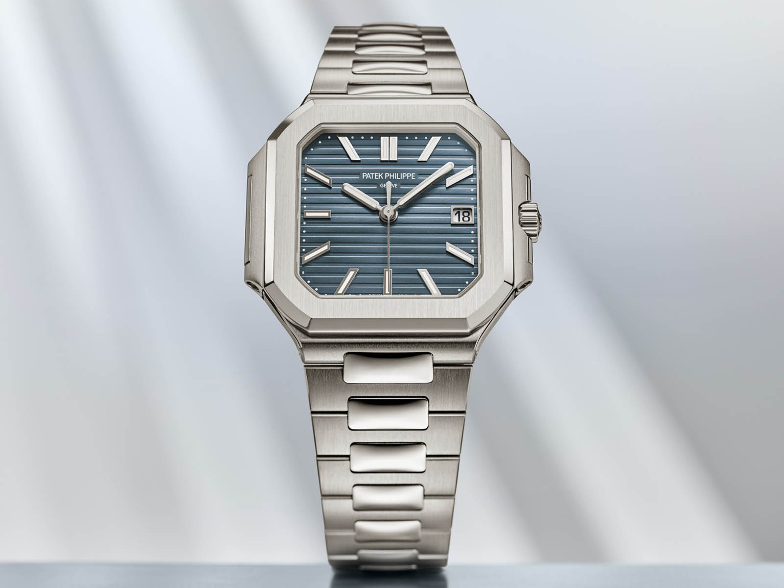 patek-philippe-cubitus-40mm-1-.jpg