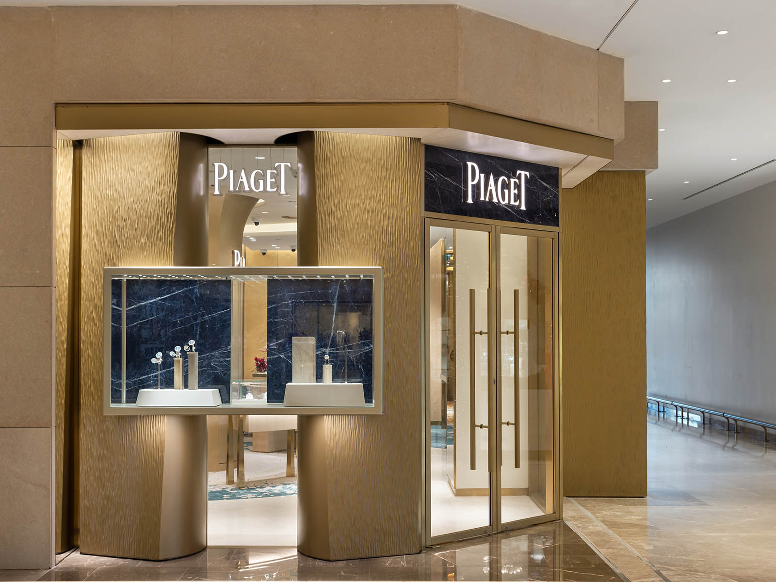 piaget-ilk-istanbul-butigi-acildi-4.jpg