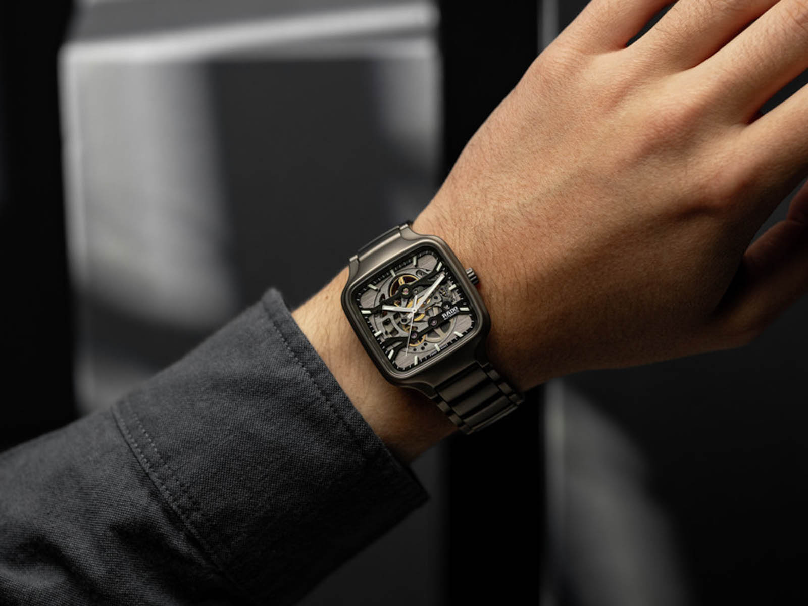 rado-true-square-skeleton-2.jpg