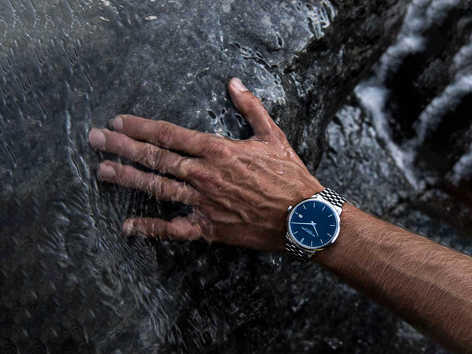 5585 ST 50001 5585 ST 60001 Toccata Raymond Weil Review
