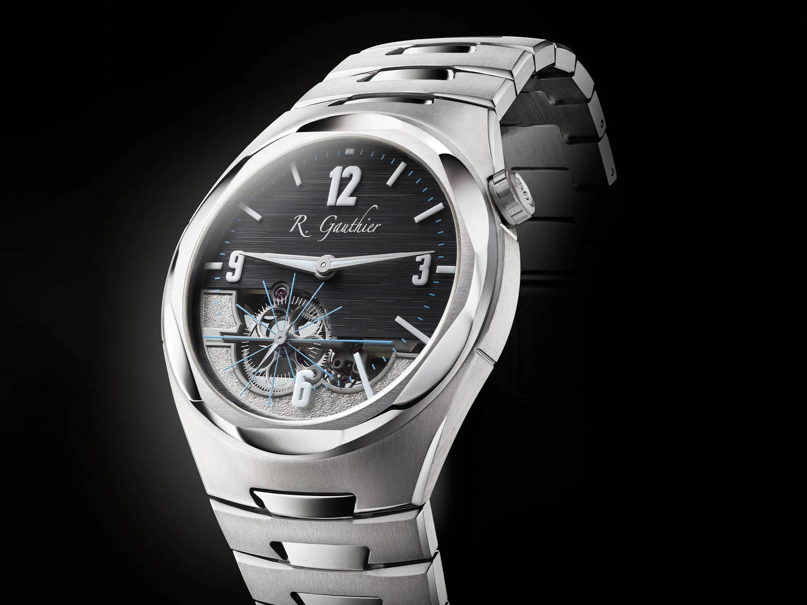 romain-gauthier-titanium-edition-bracelet-black-dials-3.jpg