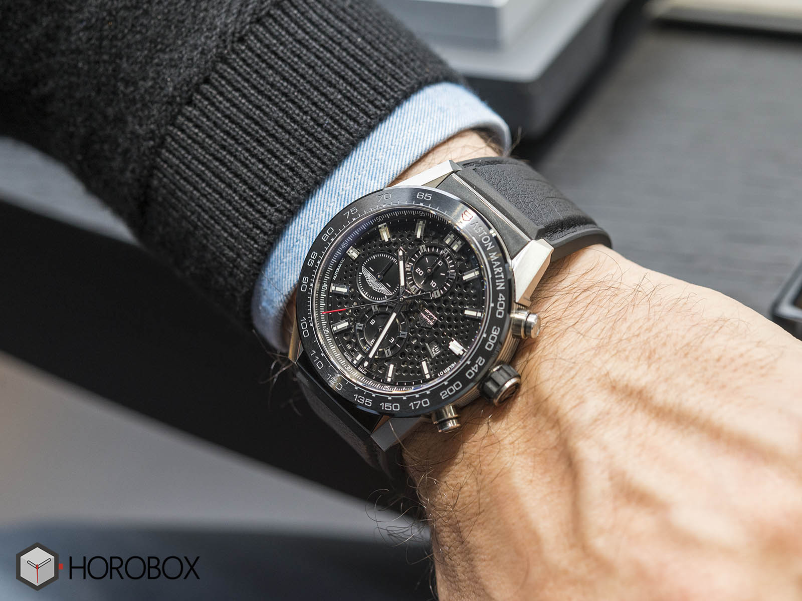 Tag heuer carrera deals x aston martin