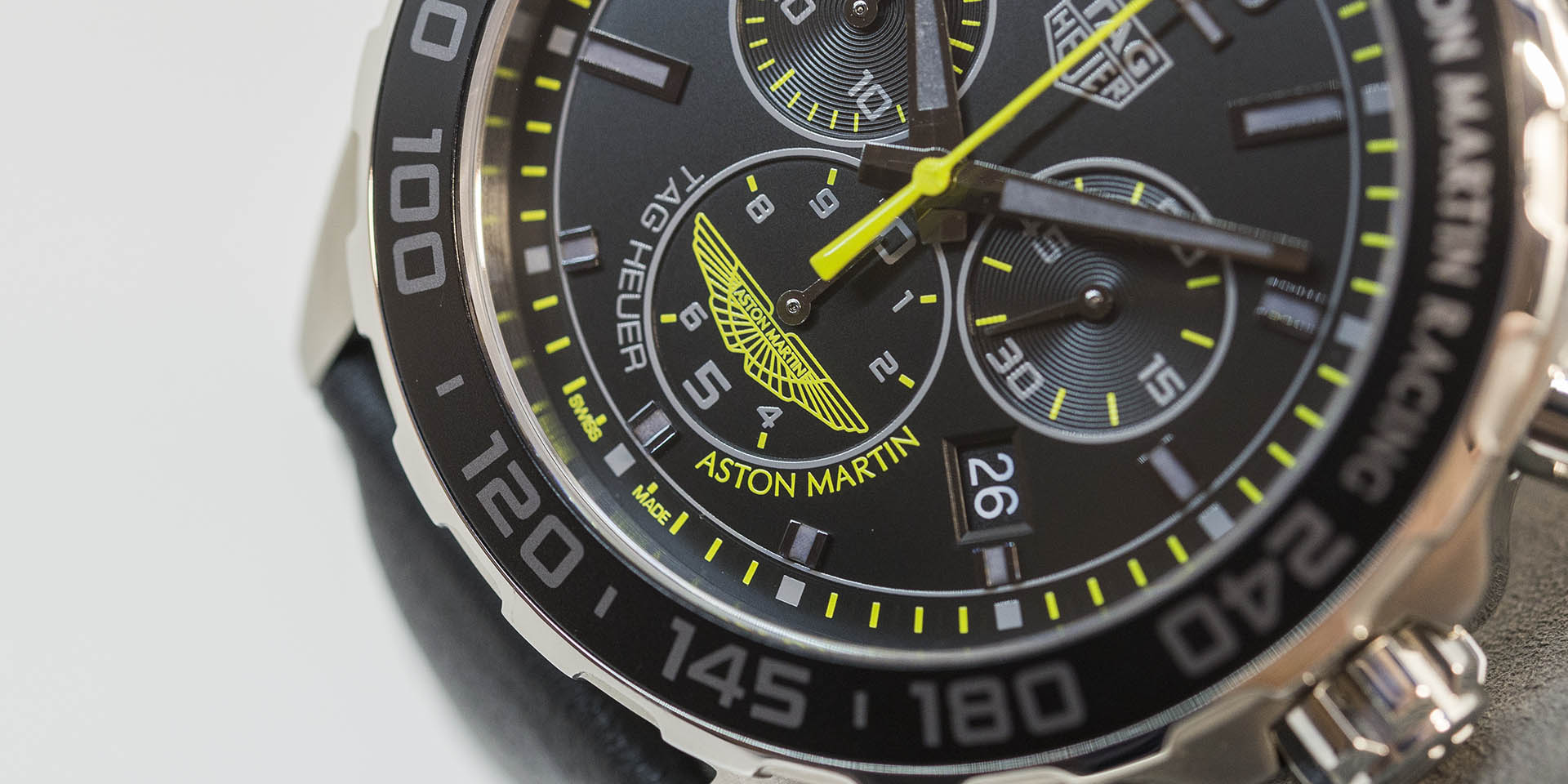 caz101p-fc8245-tag-heuer-formula-1-chronograph-3.jpg