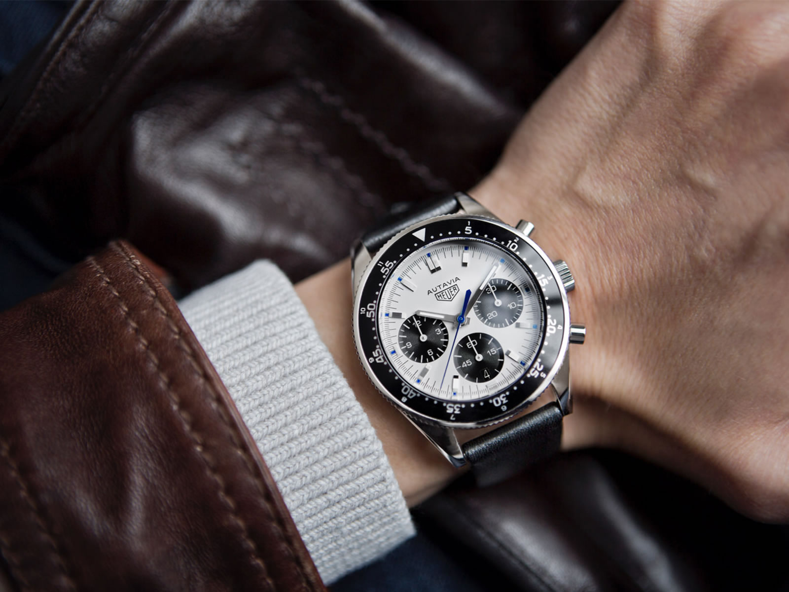 cbe2114-tag-heuer-autavia-jo-siffert-calibre-11-6-.jpg