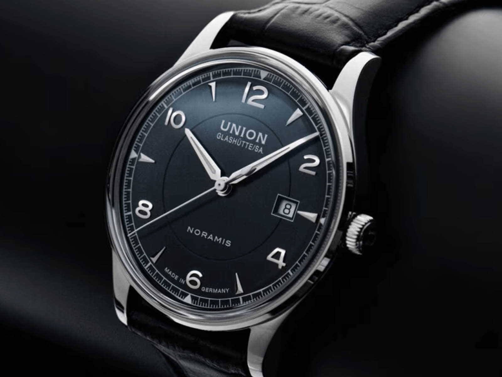 union-glashutte-noramis-date-2.jpg