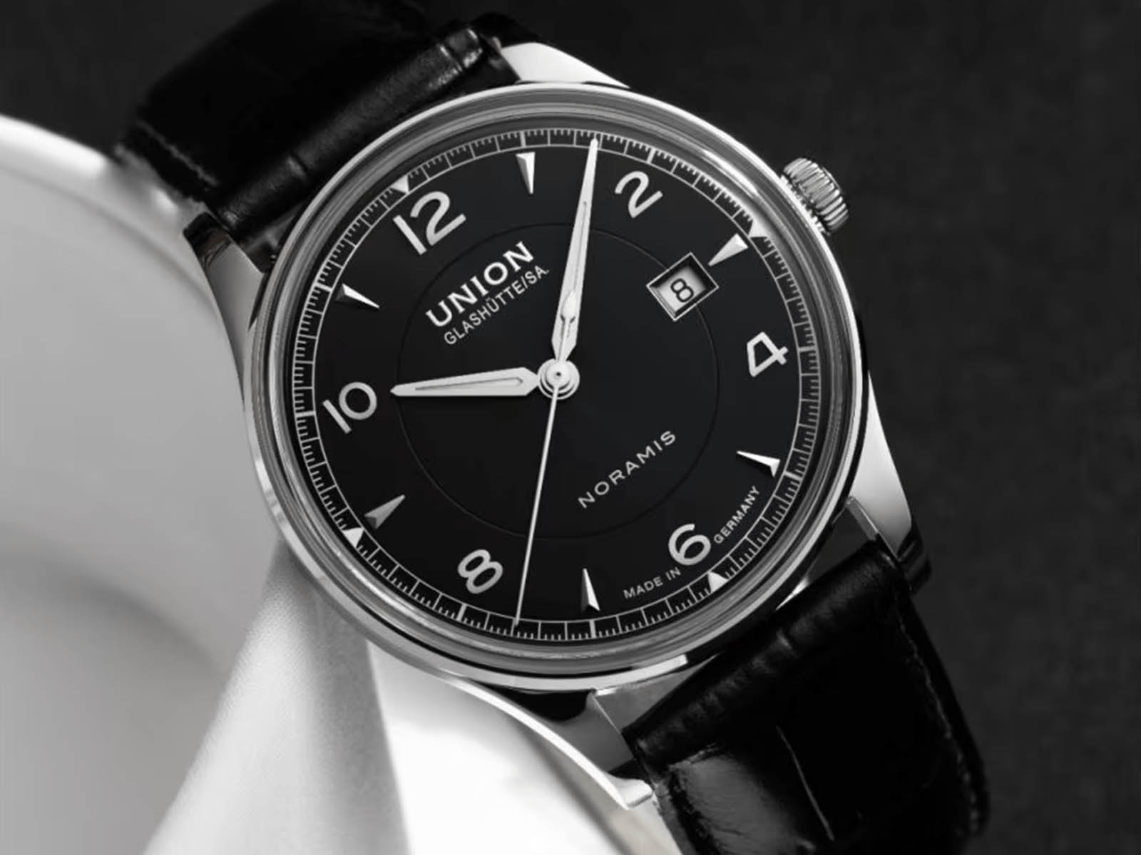 union-glashutte-noramis-date-7.jpg