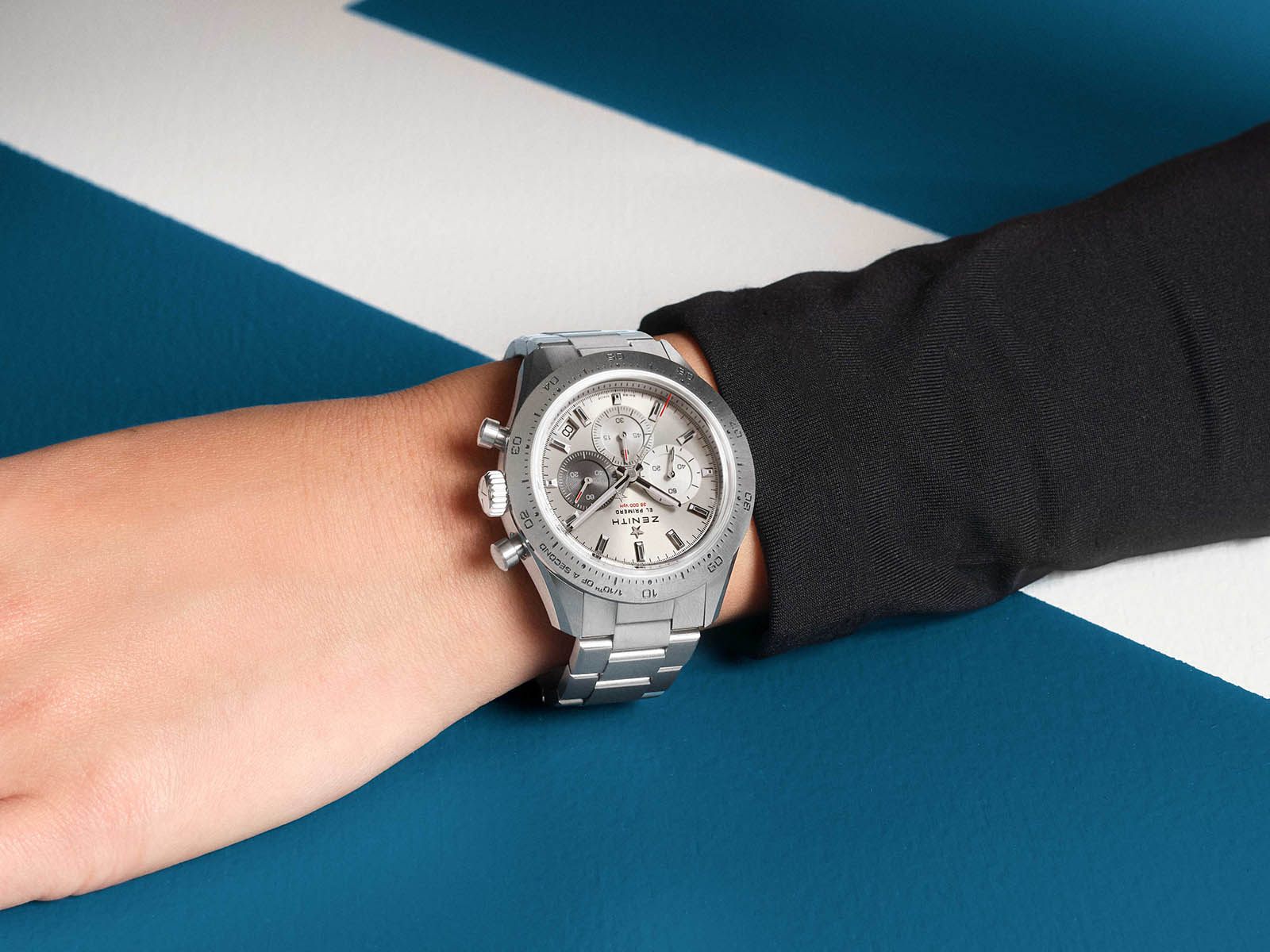 zenith-chronomaster-sport-titanium-4.jpg