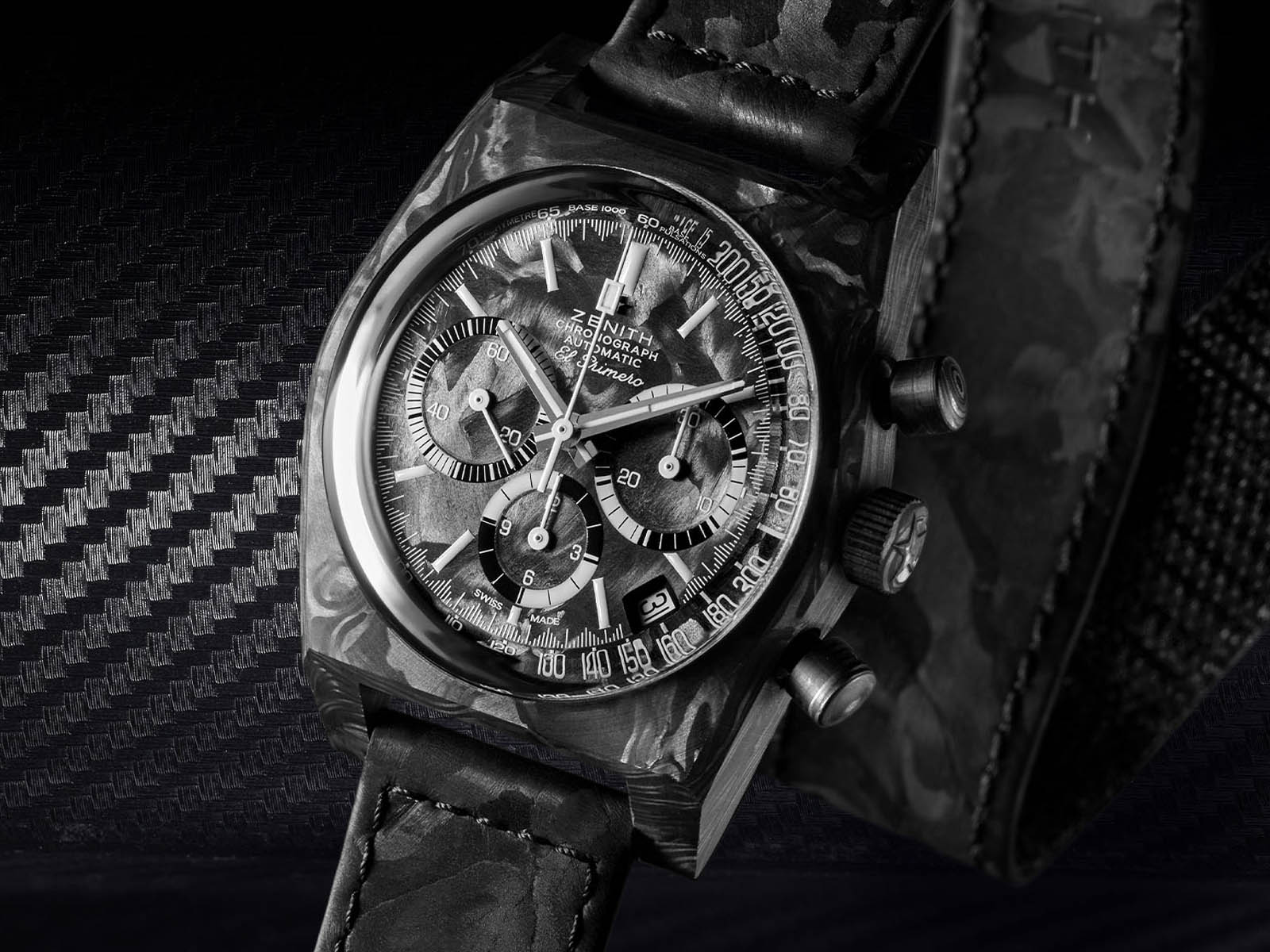 zenith-revolution-chronomaster-revival-cover-girl-carbon-1.jpg