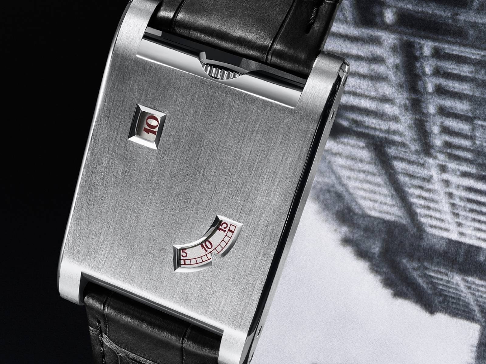 cartier-tank-guichets-4-.jpg