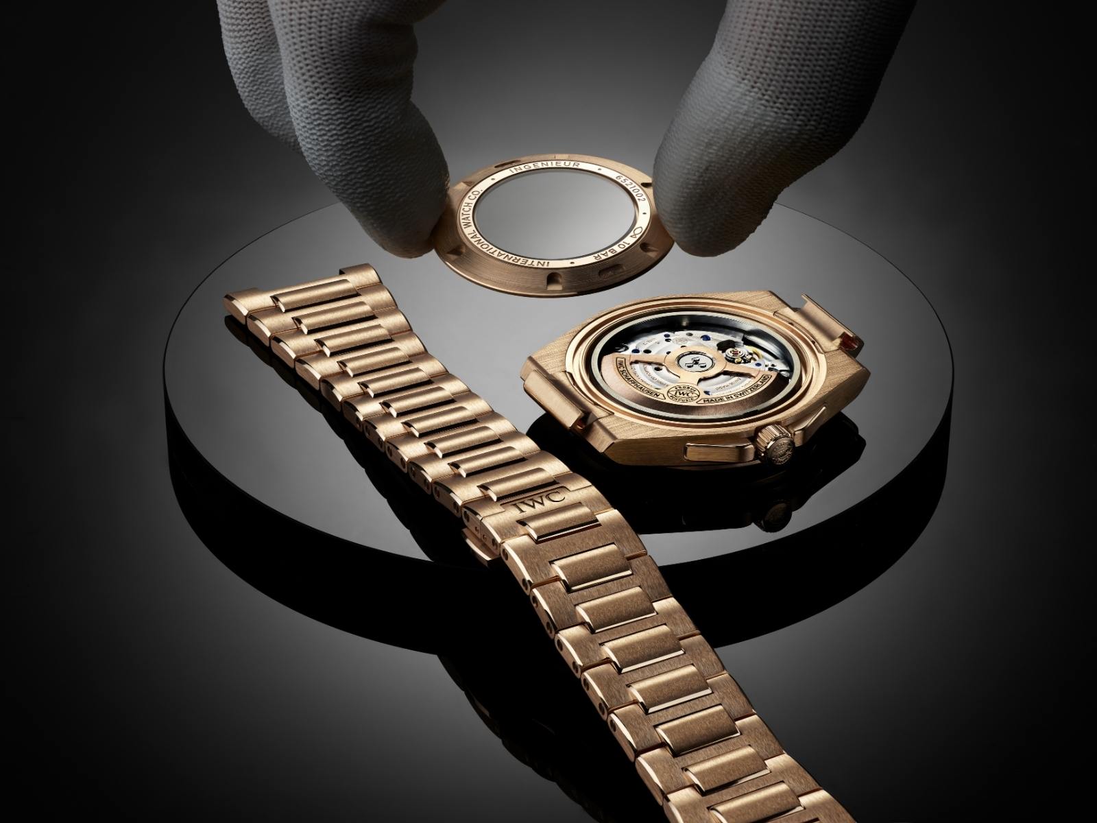 iwc-gold-40-iw328702-3-.jpg