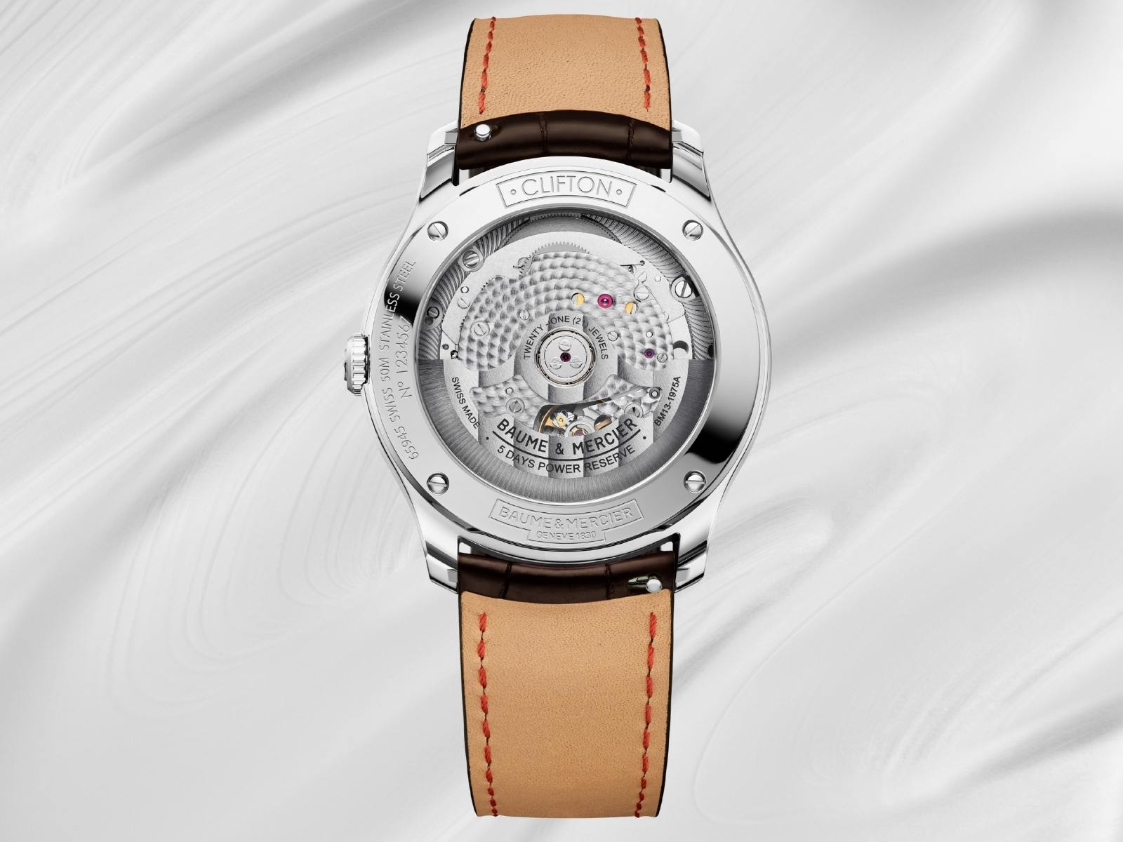 ww25-baume-mercier-clifton-4-.jpg