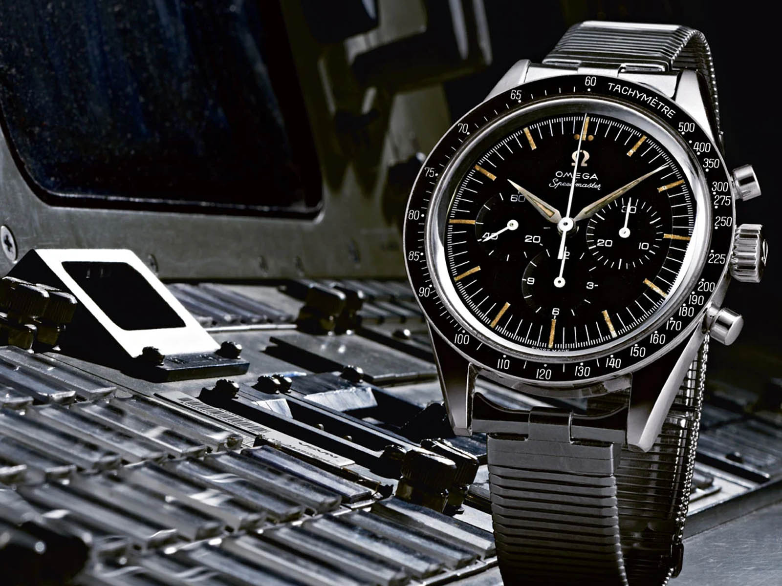 2024-speedmaster-first-omega-in-space-2.jpg