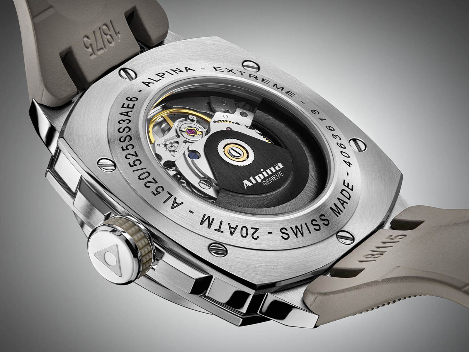 Alpina-Alpiner-Extreme-Automatic-39-mm-4.jpg