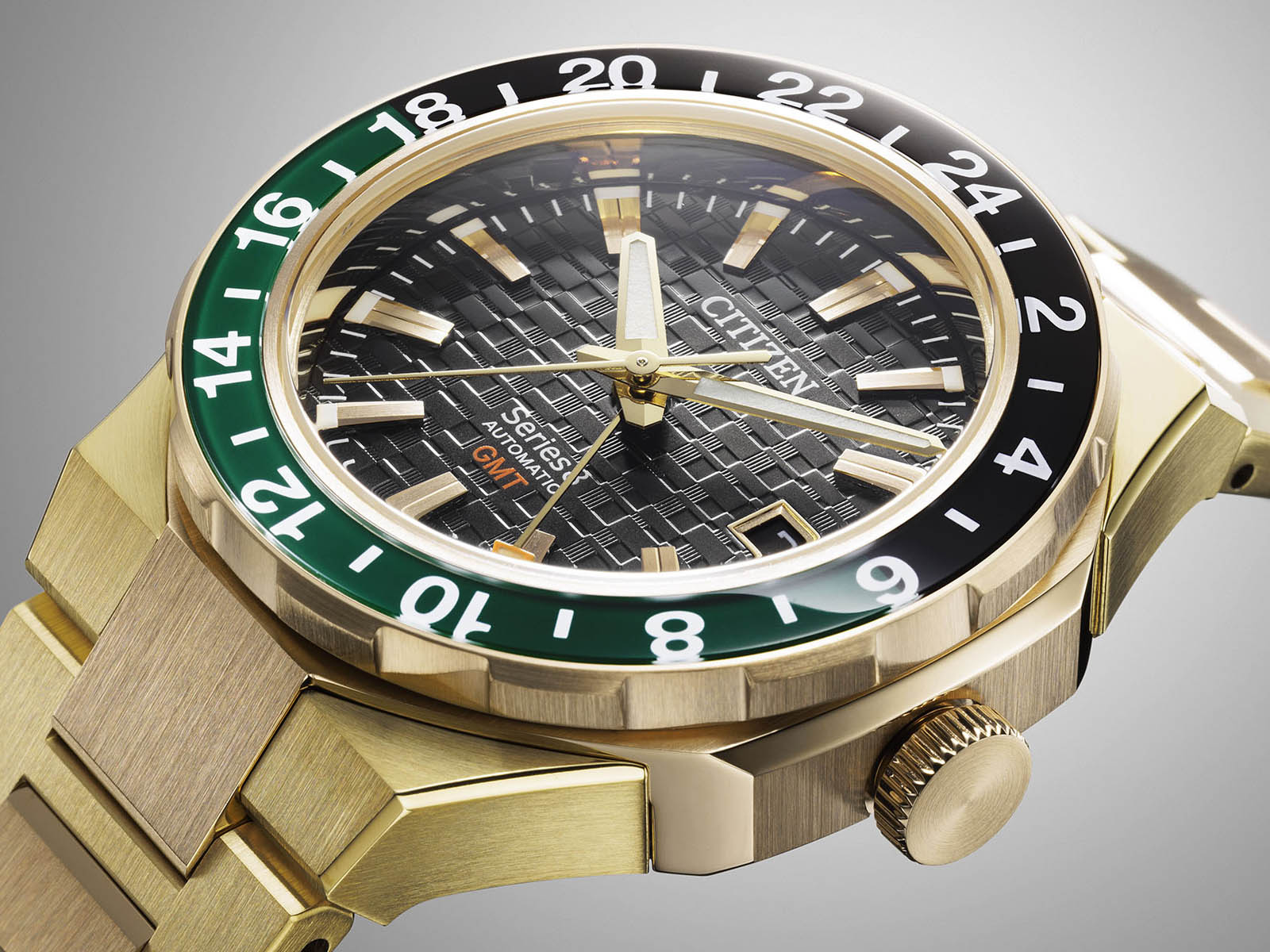 citizen-series-8-mechanical-gmt-880-3.jpg