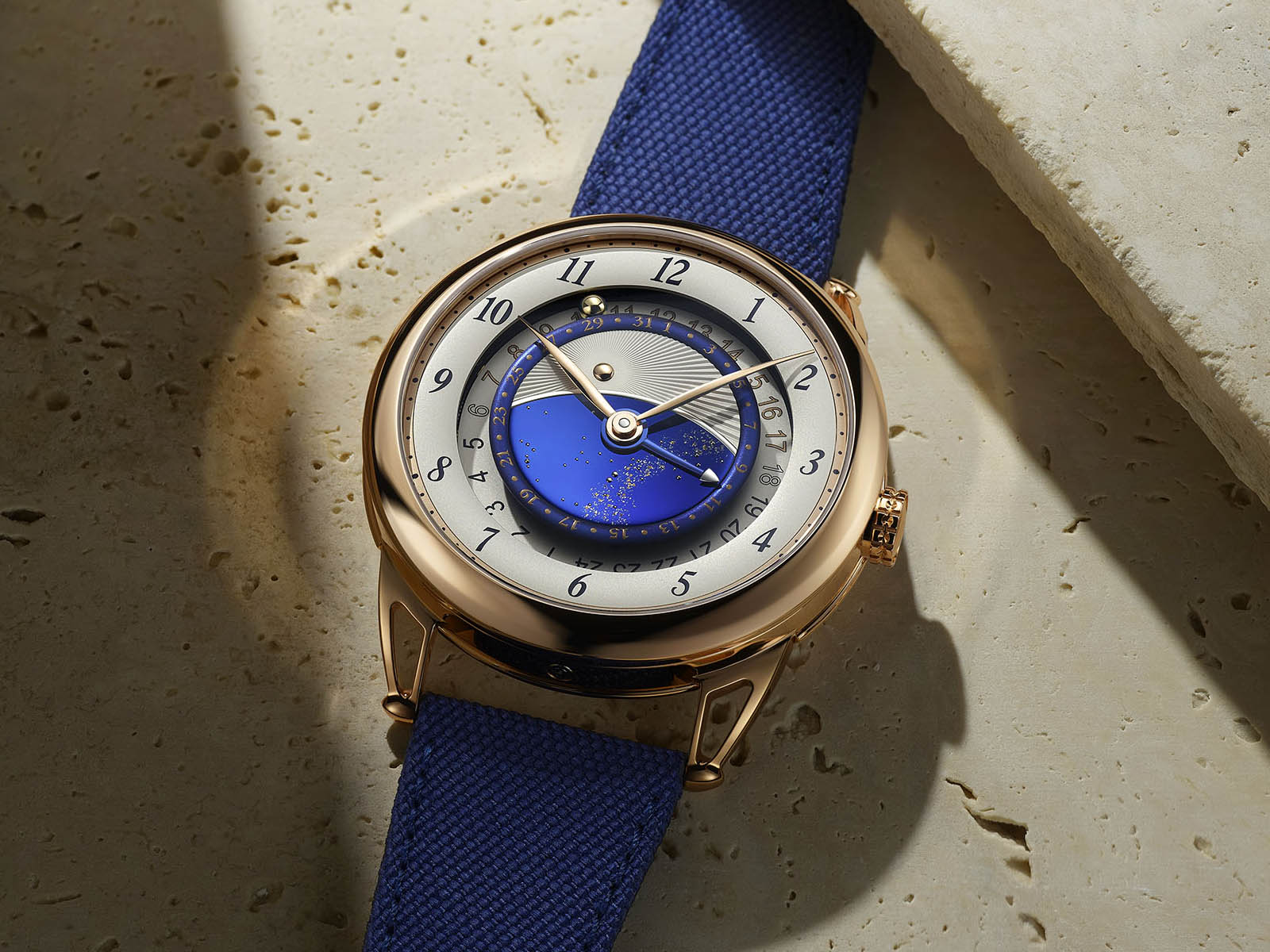 de-bethune-db25gmt-starry-varius-rose-gold-1.jpg