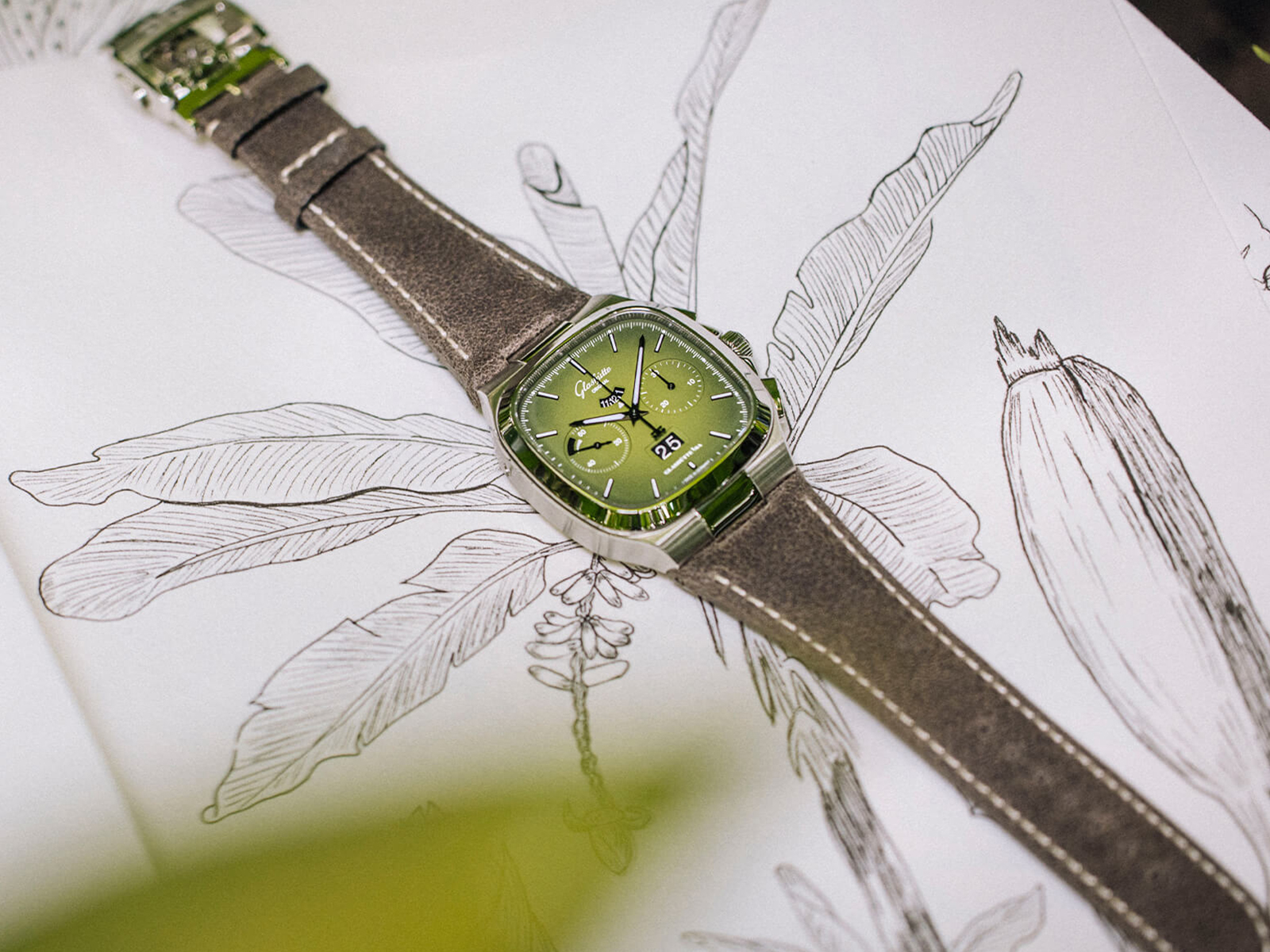 Glash tte Original Seventies Chronograph Panorama Date Green