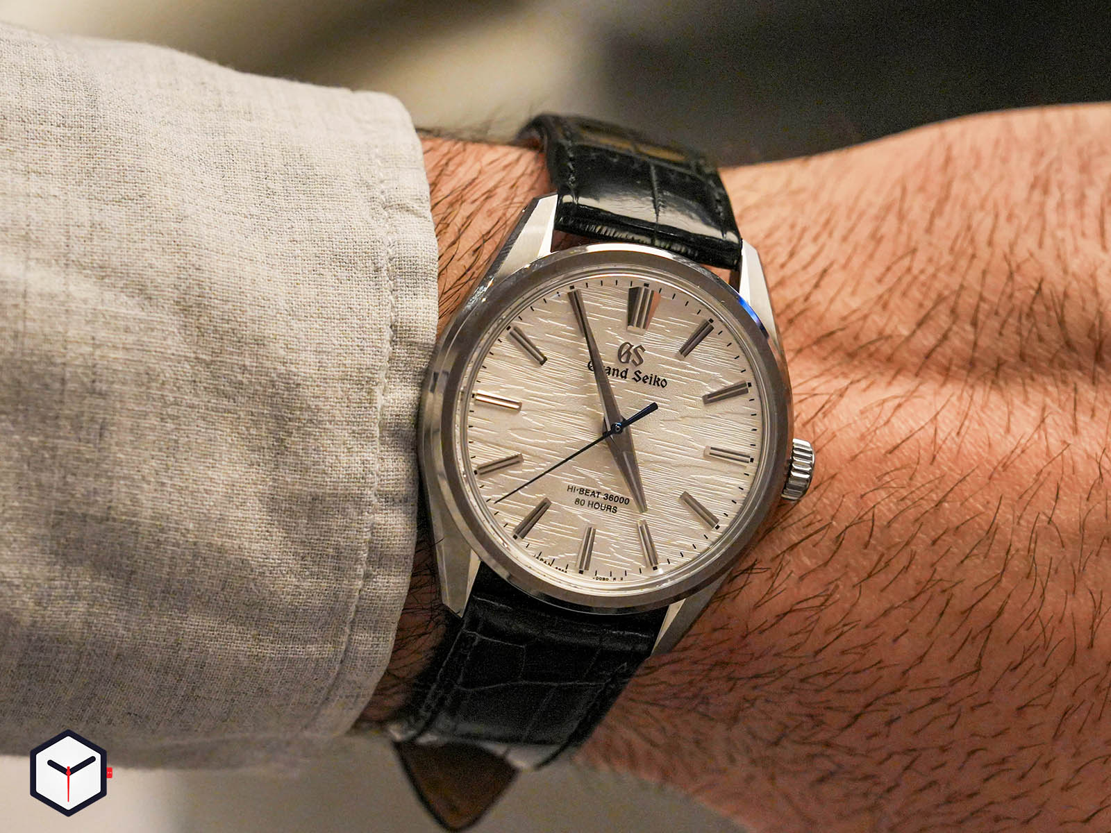 Grand-Seiko-Birch-Bark-slgw003-slgw002-3.jpg