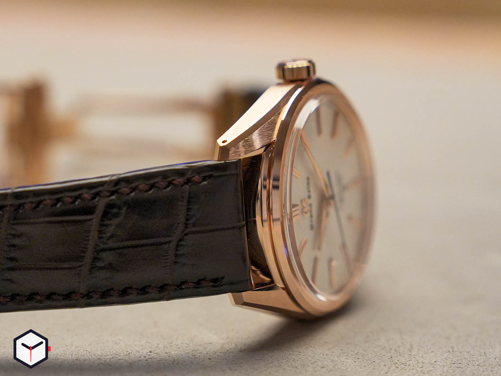 Grand-Seiko-Birch-Bark-slgw003-slgw002-6.jpg