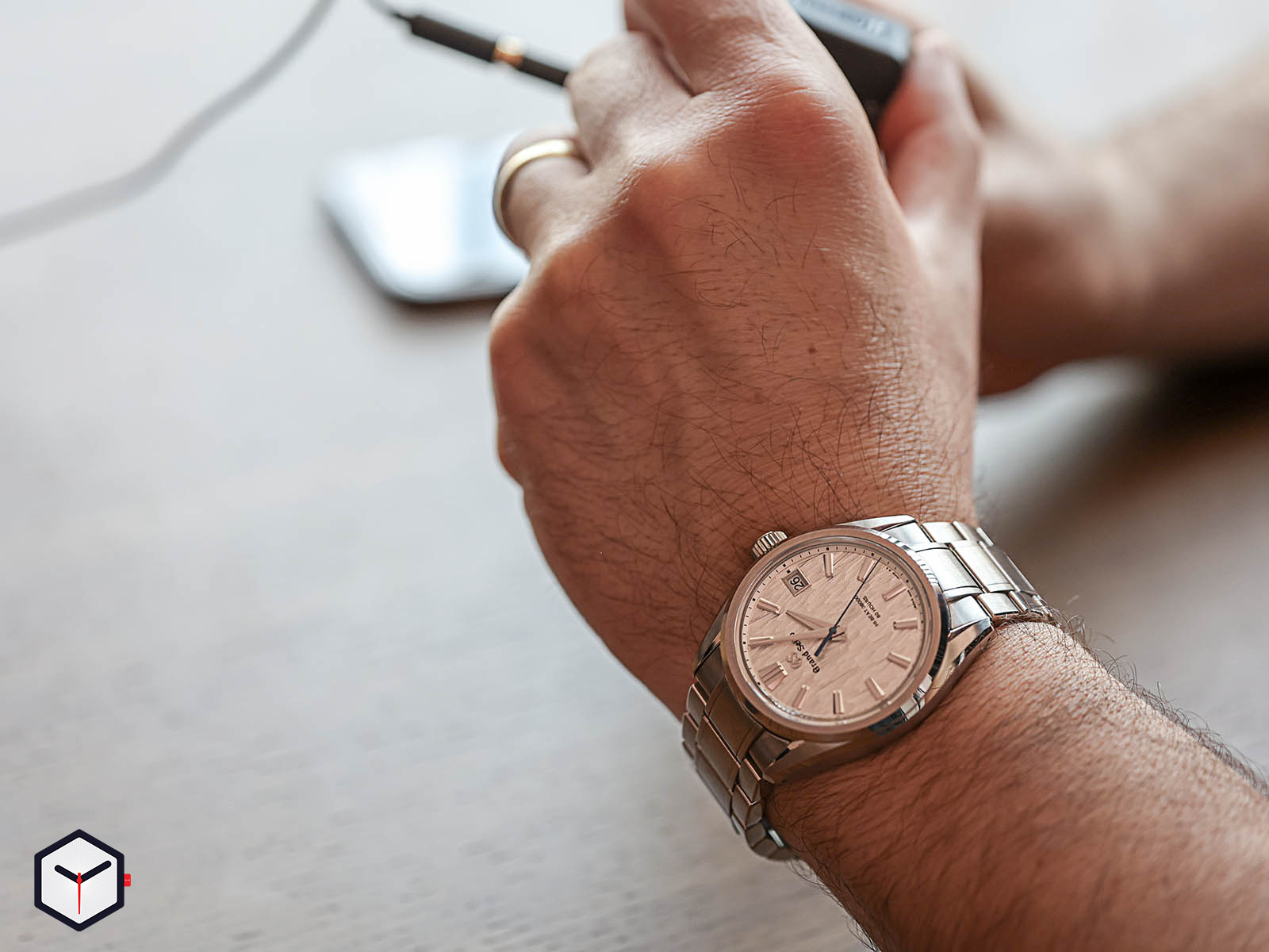 SLGH005 Shirakaba Hi Beat 9SA5 Grand Seiko Review