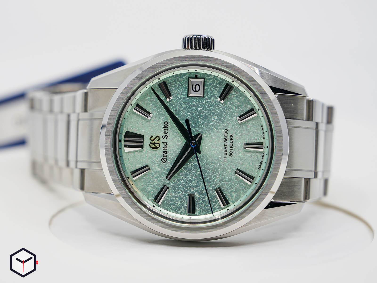 grand-seiko-hi-beat-slgh021-genbi-valley-1.jpg