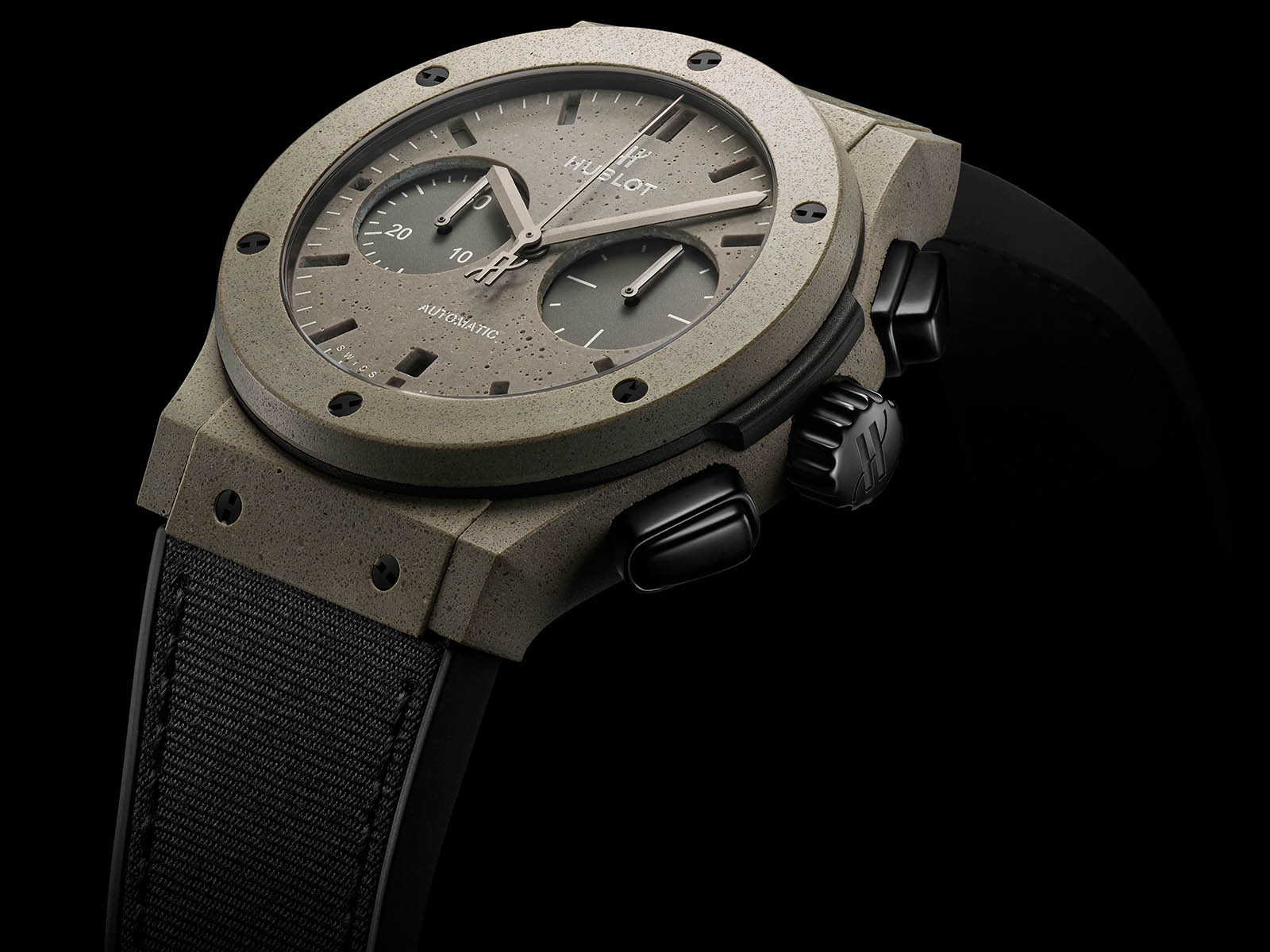 521.XC.3604.NR.NYC20 Concrete Jungle Classic Fusion Hublot Review