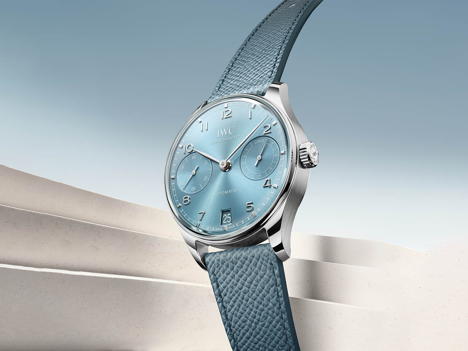 iwc-schaffhausen-portugieser-automatic-42-portugieser-automatic-40-1.jpg