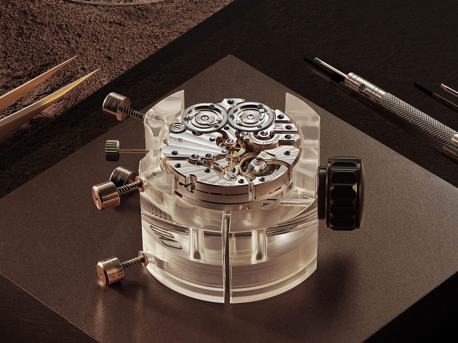 jaeger-lecoultre-duometre-chronograph-moon-3.jpg