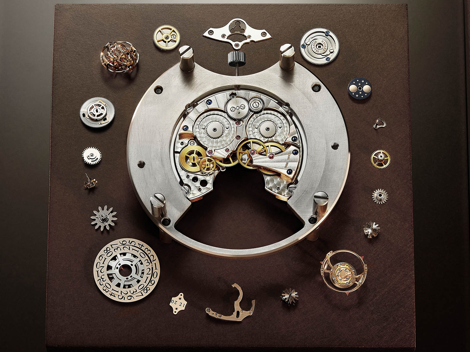 jaeger-lecoultre-duometre-heliotourbillon-perpetual-2.jpg