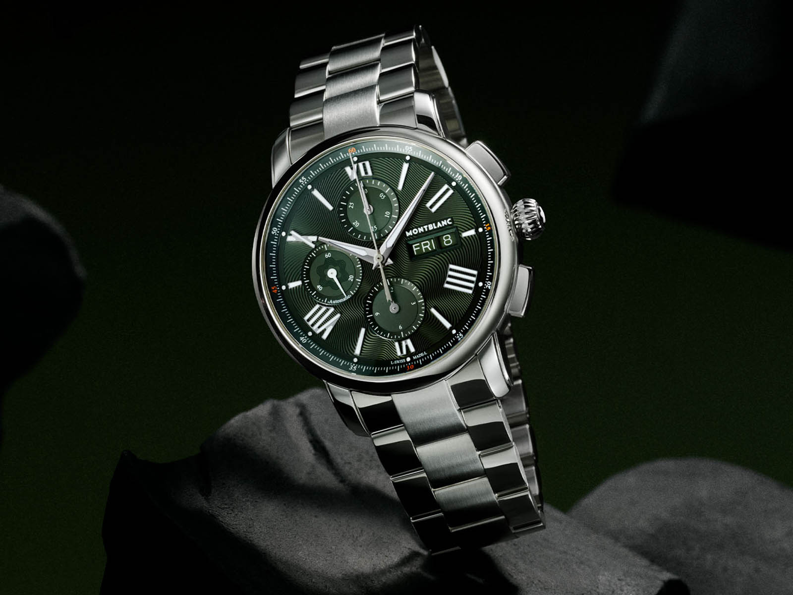 montblanc-star-legacy-green-exploding-star-1.jpg