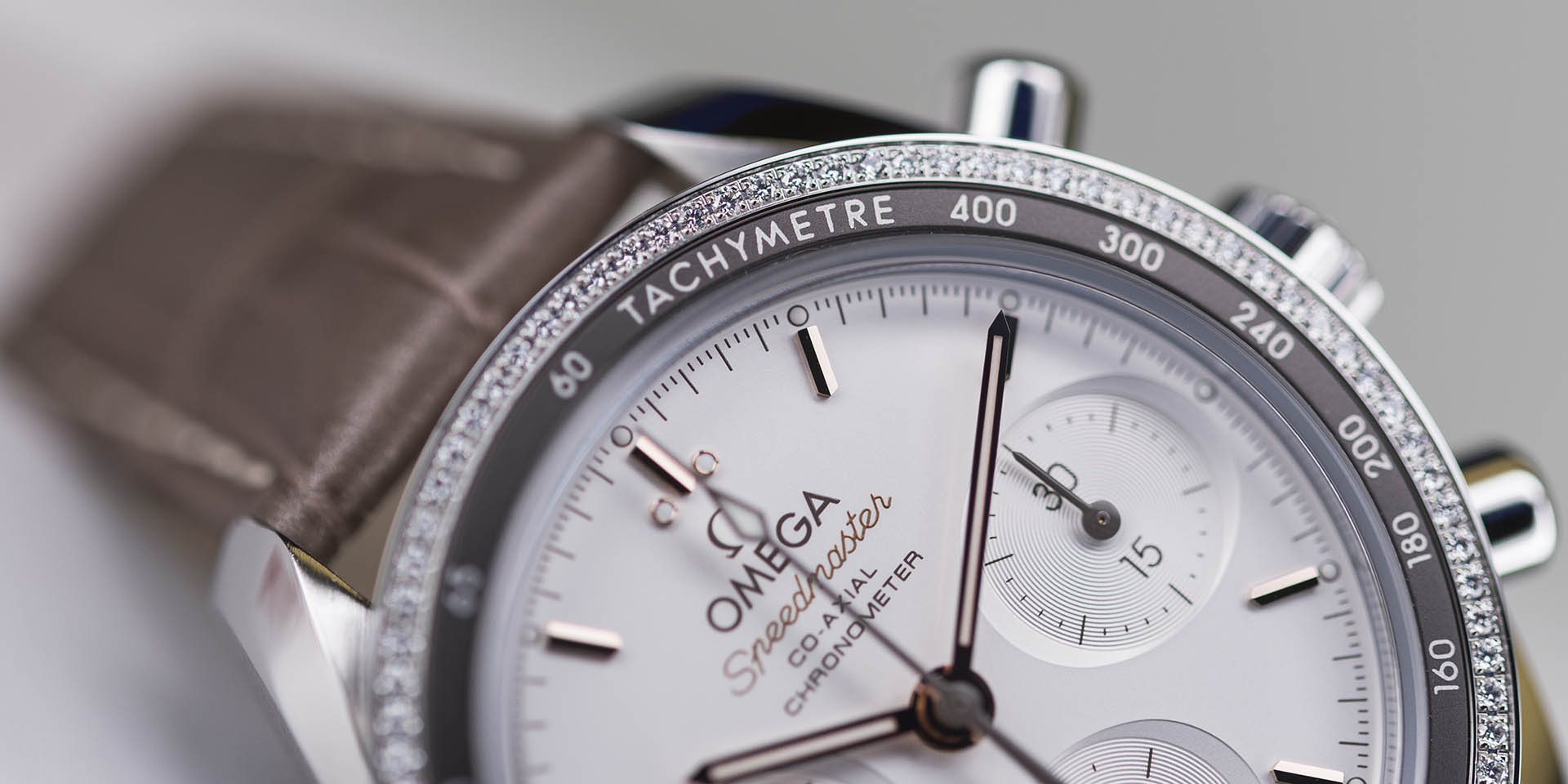 omega speedmaster chronograph 38 mm