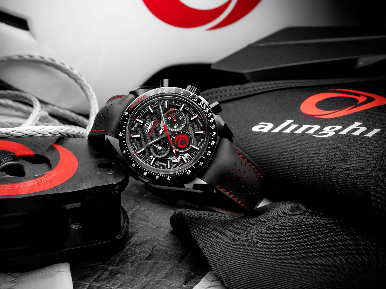 speedmaster dark side of the moon alinghi