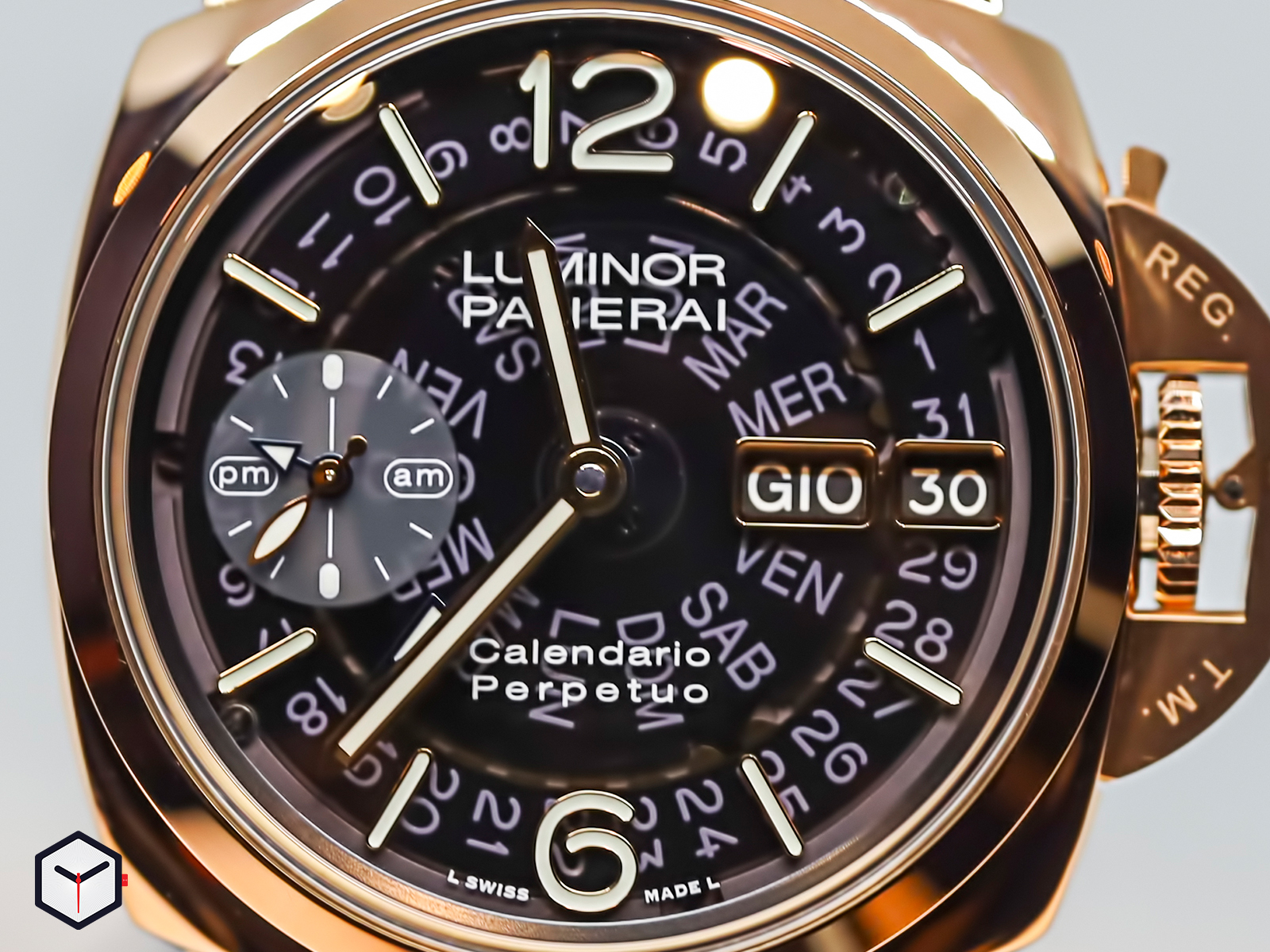 Panerai perpetual outlet calendar