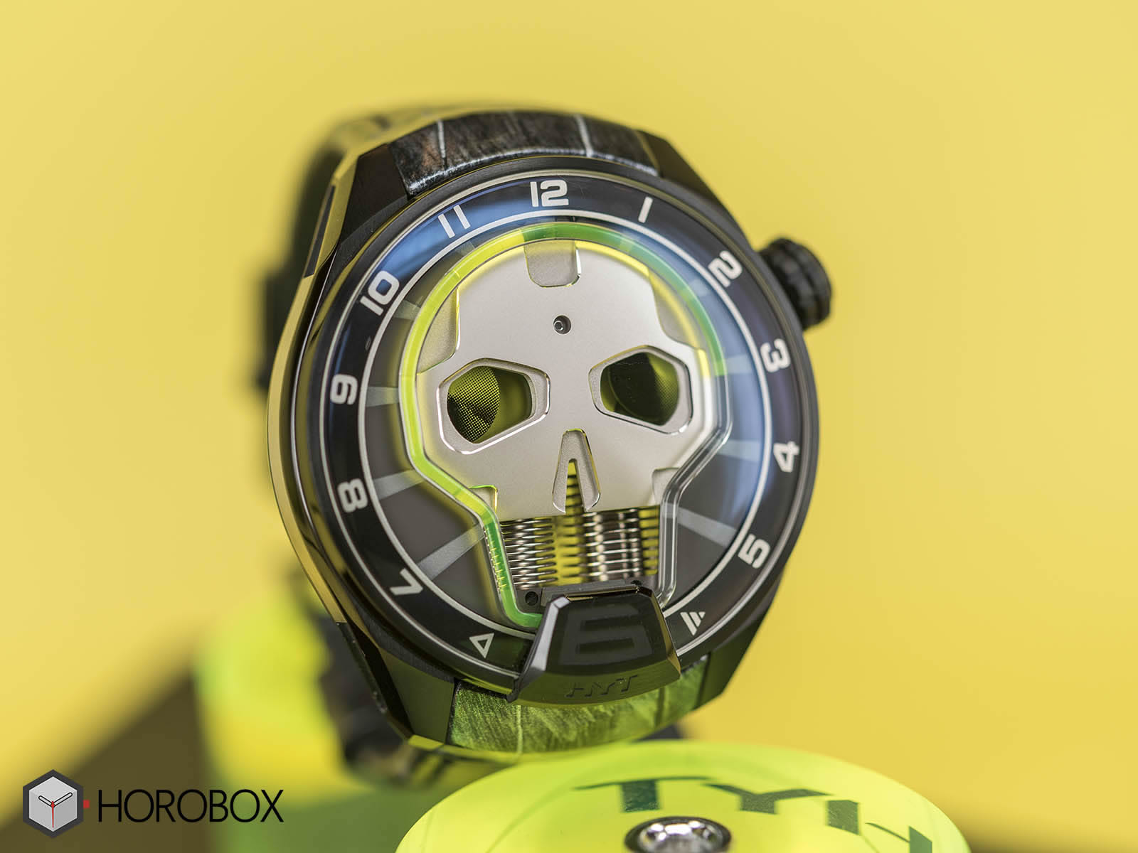 Watch with liquid skull hotsell