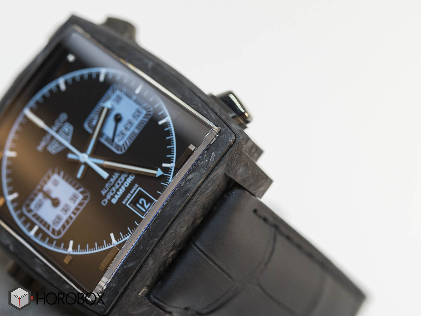 caw2190-fc6437-tag-heuer-monaco-bamford-3.jpg