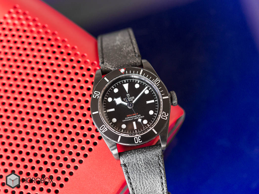 tudor-heritage-black-bay-dark-79230DK-2-.jpg
